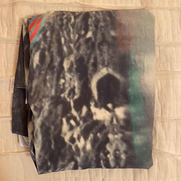 80x68in Skyfall Melting Northern Lights Tapestry - Picture 2 of 3